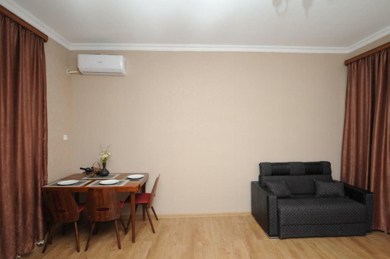 טביליסי Shako'S Apartments מראה חיצוני תמונה